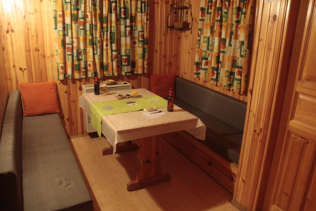 Camping Boneta Barruera Bilik gambar